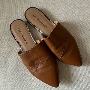 LUCKY BRAND | BROWN LEATHER MULES